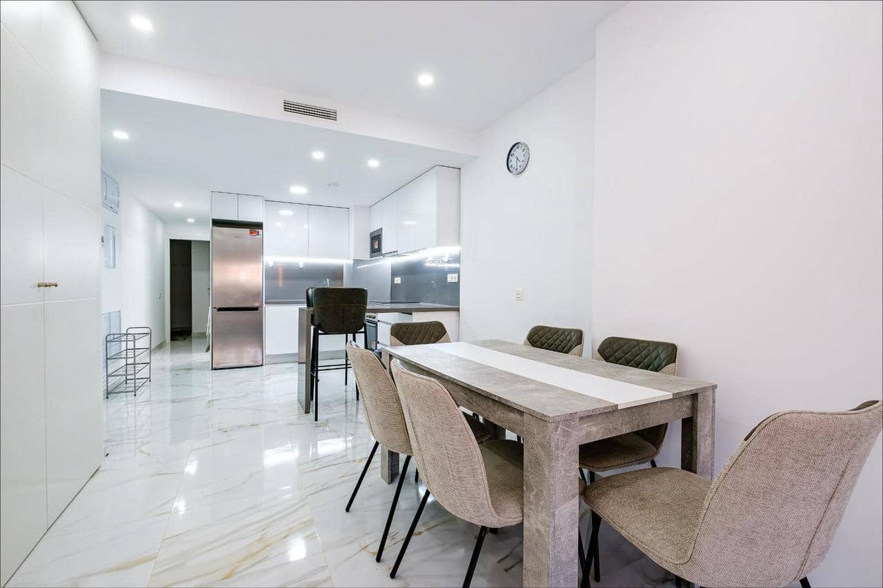 4 quarto Apartamento para venda em Torrevieja - 574 900 € (Ref: 9868316)