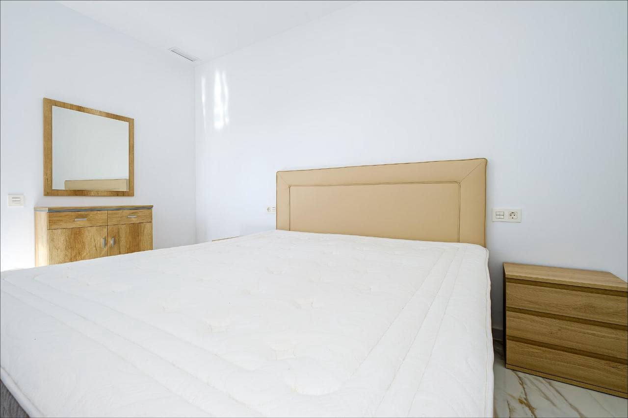 4 quarto Apartamento para venda em Torrevieja - 574 900 € (Ref: 9868316)