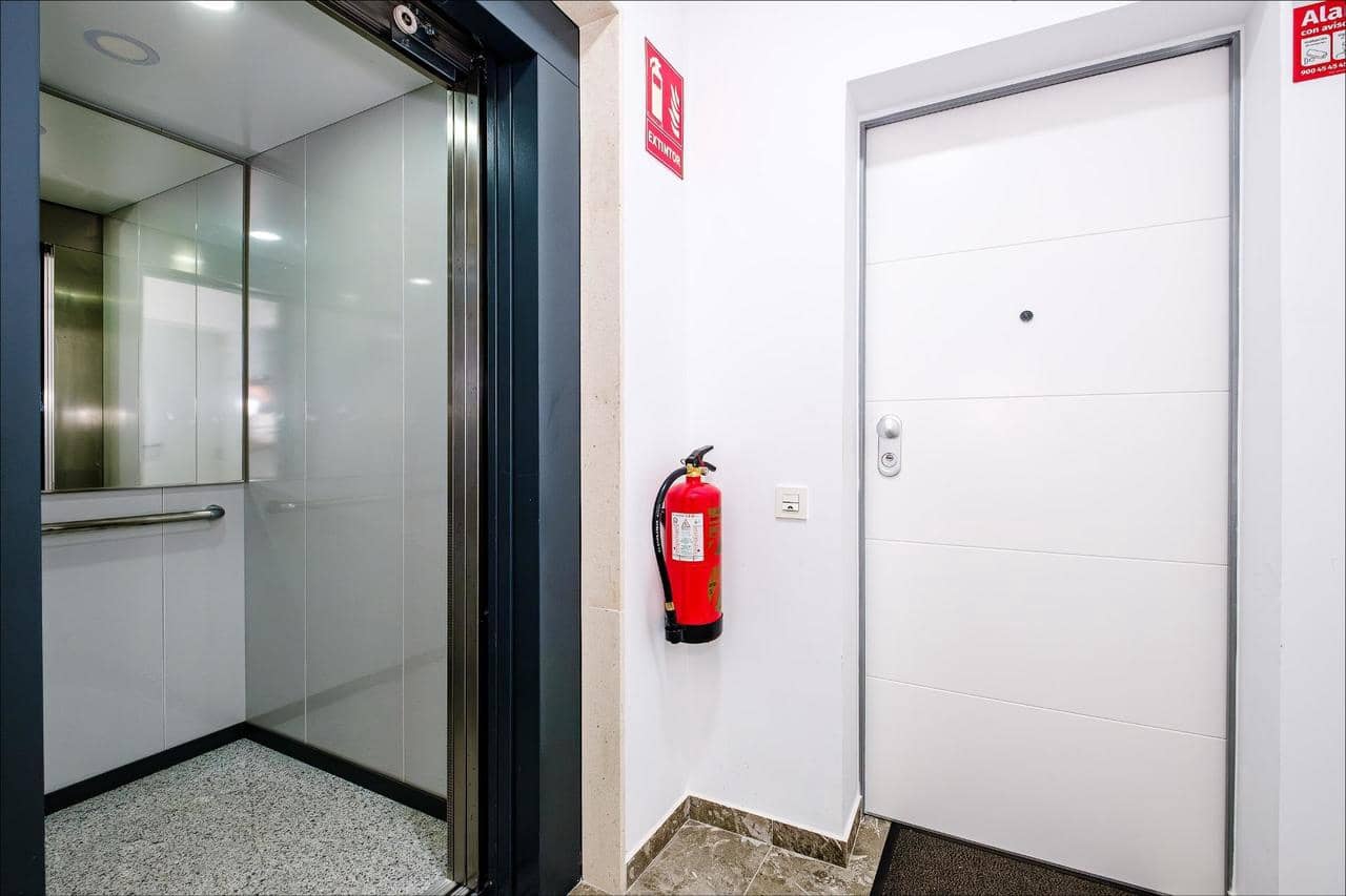 4 quarto Apartamento para venda em Torrevieja - 574 900 € (Ref: 9868316)