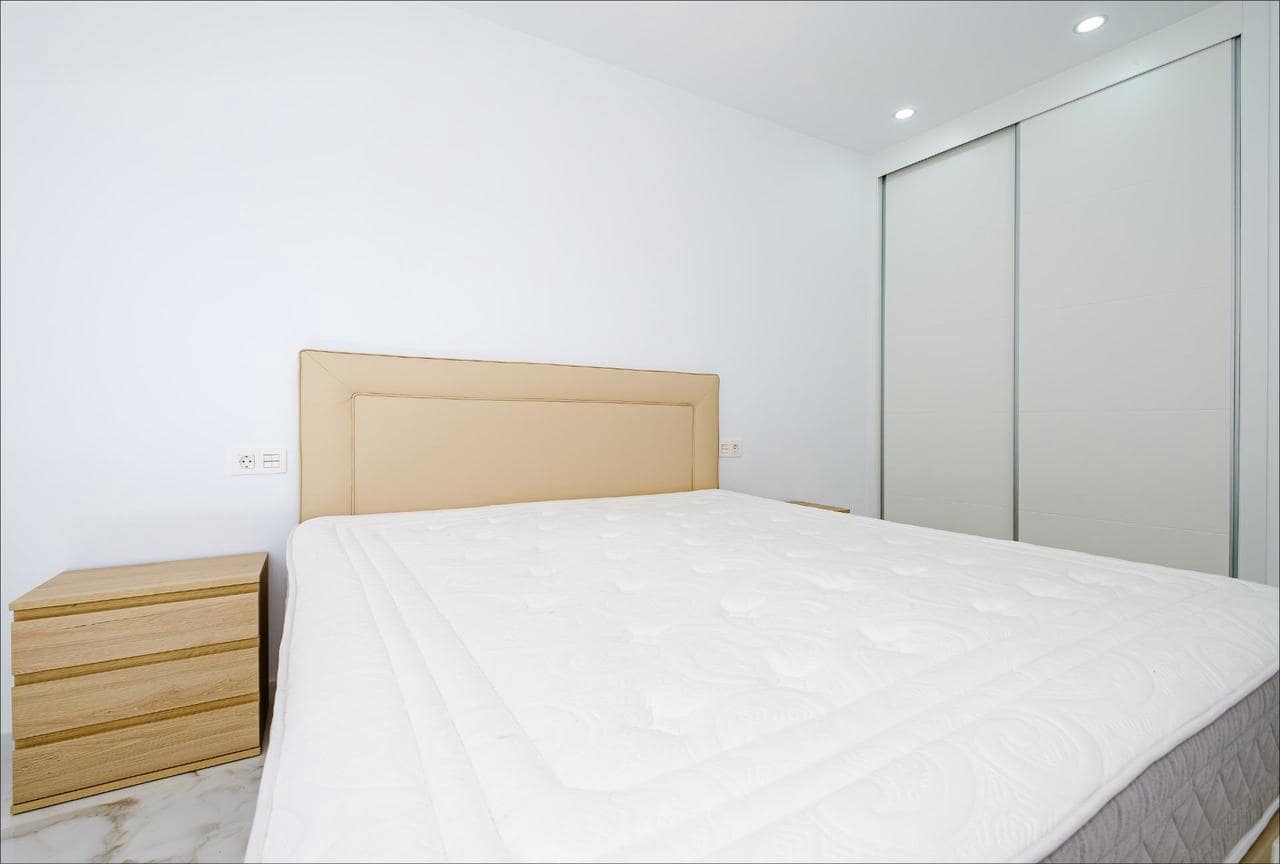 4 quarto Apartamento para venda em Torrevieja - 574 900 € (Ref: 9868316)