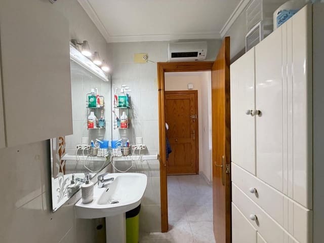 1 soverom Penthouse til salgs i El Molino, Torrevieja - € 126 000 (Ref: 9868322)