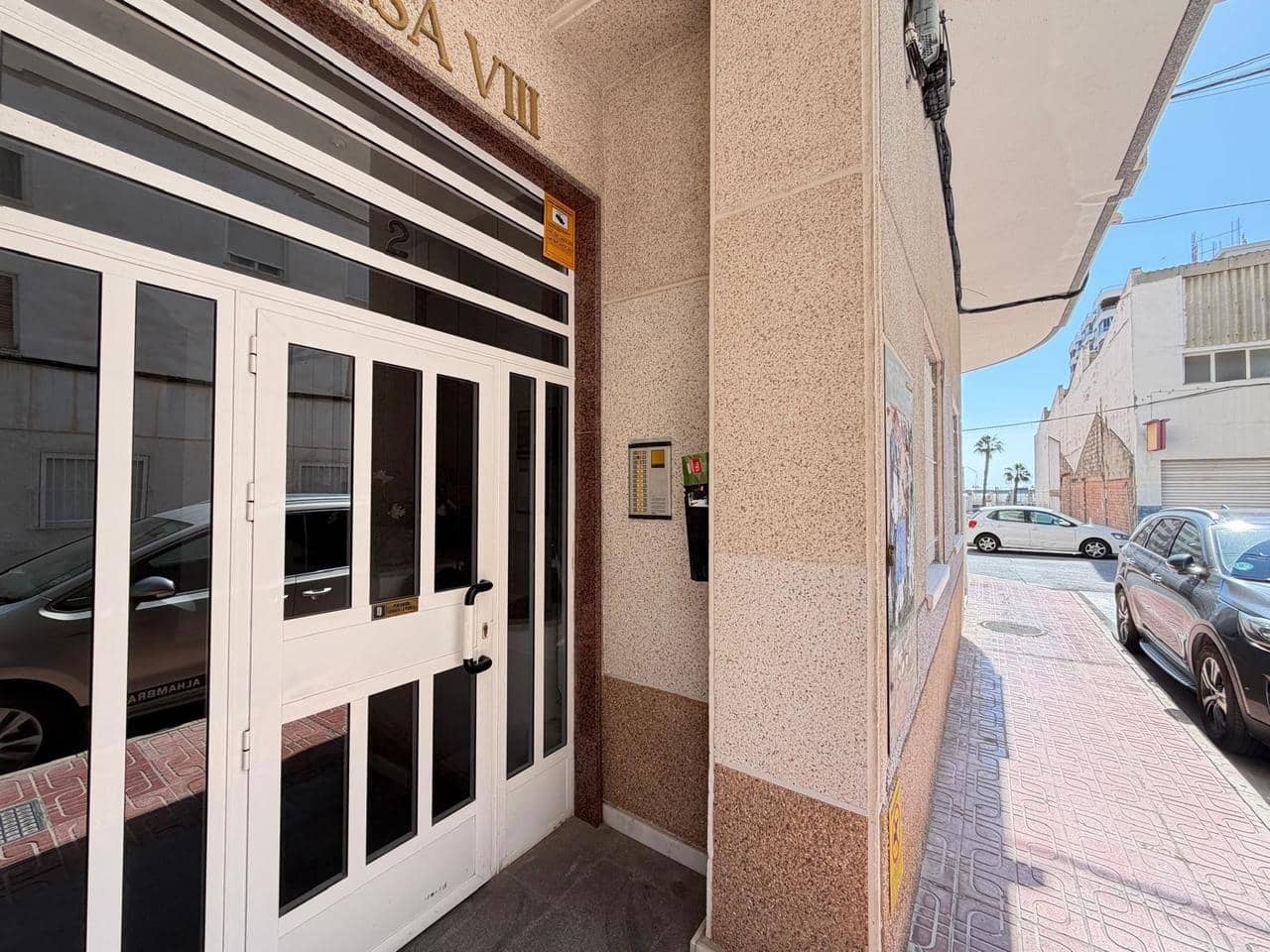 1 soverom Penthouse til salgs i Torrevieja - € 126 000 (Ref: 9868322)