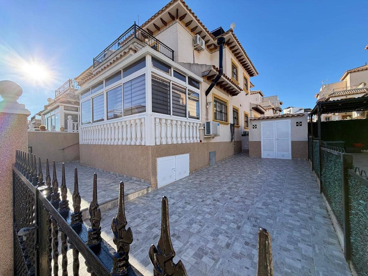 2 sovrum Hus till salu i Orihuela Costa med pool - 219 900 € (Ref: 9868323)
