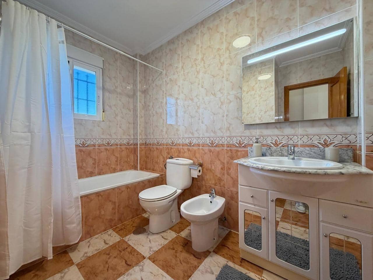 2 sovrum Hus till salu i Orihuela Costa med pool - 219 900 € (Ref: 9868323)