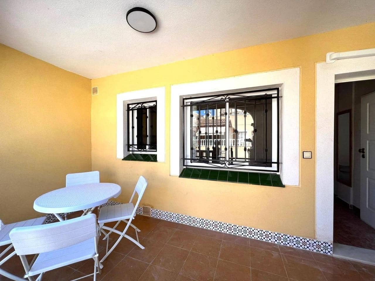 2 soverom Bungalow til salgs i Torrevieja - € 139 900 (Ref: 9868335)