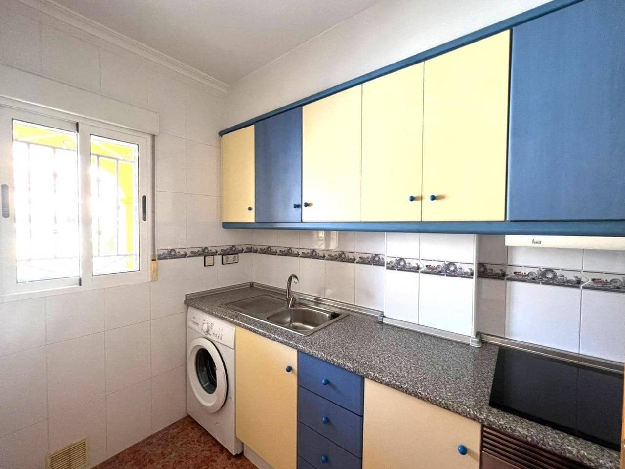 2 soverom Bungalow til salgs i Torrevieja - € 139 900 (Ref: 9868335)