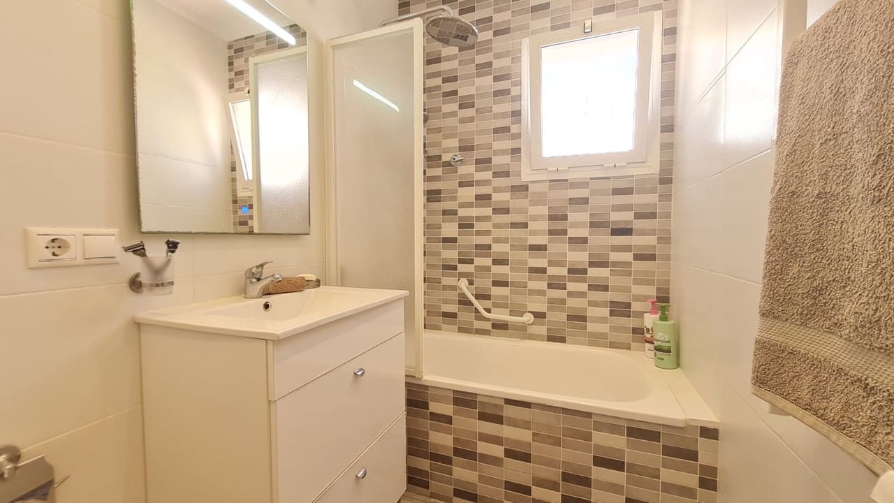 2 sypialnia Willa na sprzedaż w Orihuela Costa - 399 900 € (Ref: 9868339)