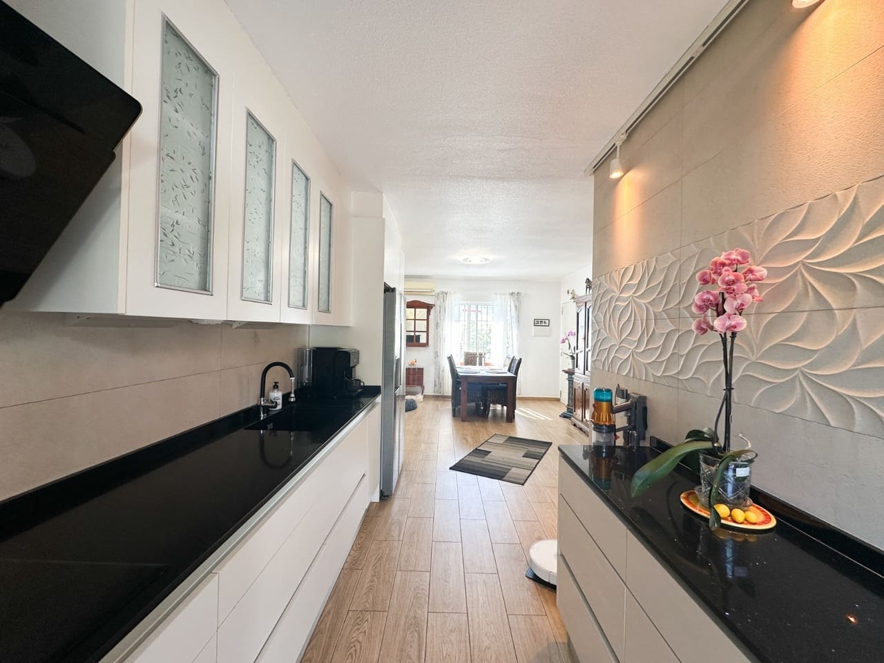 2 soverom Hus til salgs i Torrevieja - € 420 000 (Ref: 9868340)
