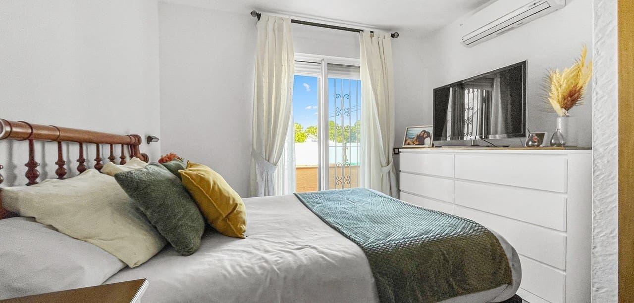 3 soverom Hus til salgs i Torrevieja - € 320 000 (Ref: 9868341)