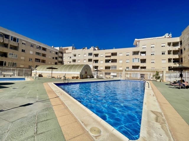 2 soverom Penthouse til salgs i El Molino, Torrevieja - € 149 900 (Ref: 9868342)