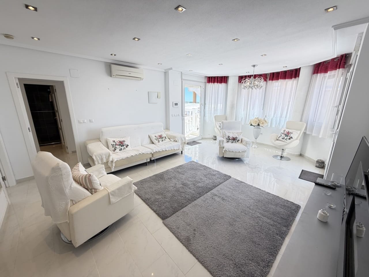 4 bedroom Villa for sale in Torremendo with pool - € 335,000 (Ref: 9868352)