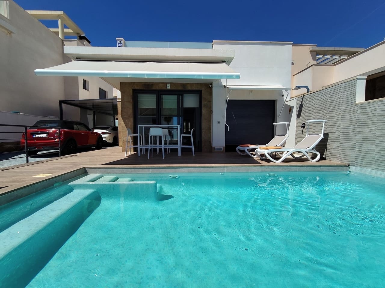 3 bedroom Villa for sale in San Miguel de Salinas - € 429,000 (Ref: 9869915)