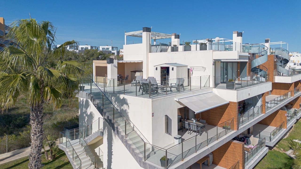 2 bedroom Apartment for sale in Orihuela Costa - € 255,000 (Ref: 9869917)