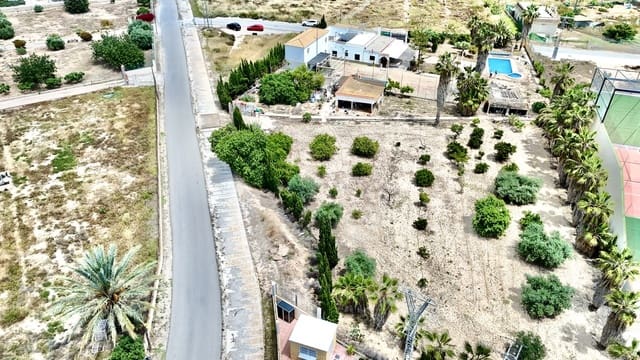 6 sypialnia Willa na sprzedaż w Los Montesinos z basenem garażem - 785 000 € (Ref: 9875783)