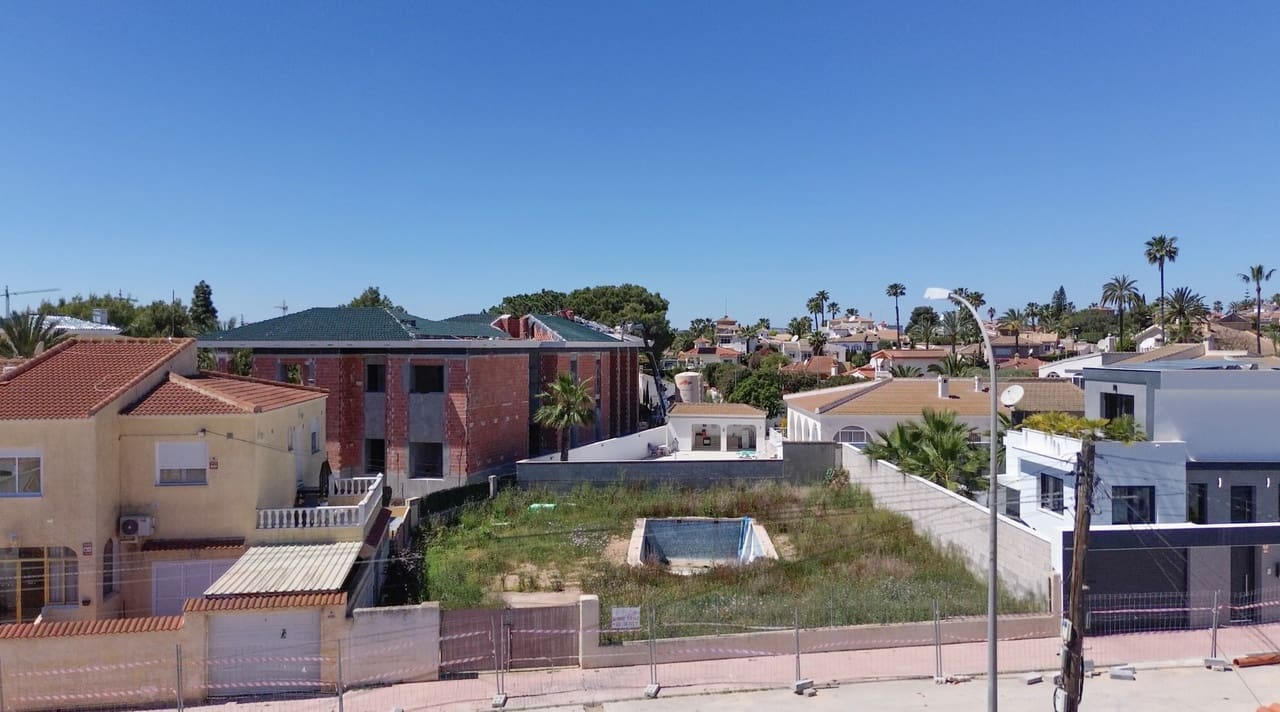 Building Plot for sale in Ciudad Quesada - € 249,950 (Ref: 9875789)