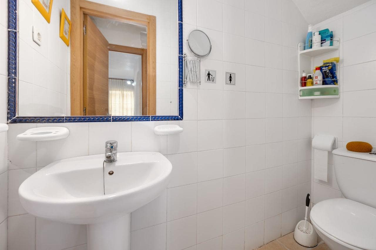 3 chambre Maison de Ville à vendre à Torrevieja avec piscine - 215 000 € (Ref: 9878127)