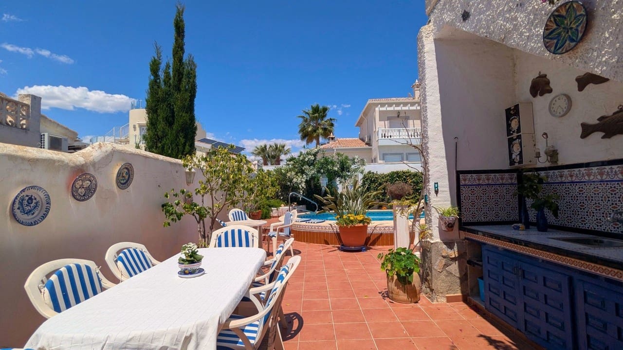 4 quarto Moradia para venda em Ciudad Quesada - 385 000 € (Ref: 9878129)