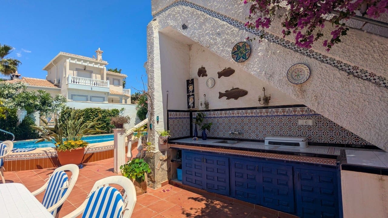 4 quarto Moradia para venda em Ciudad Quesada - 385 000 € (Ref: 9878129)