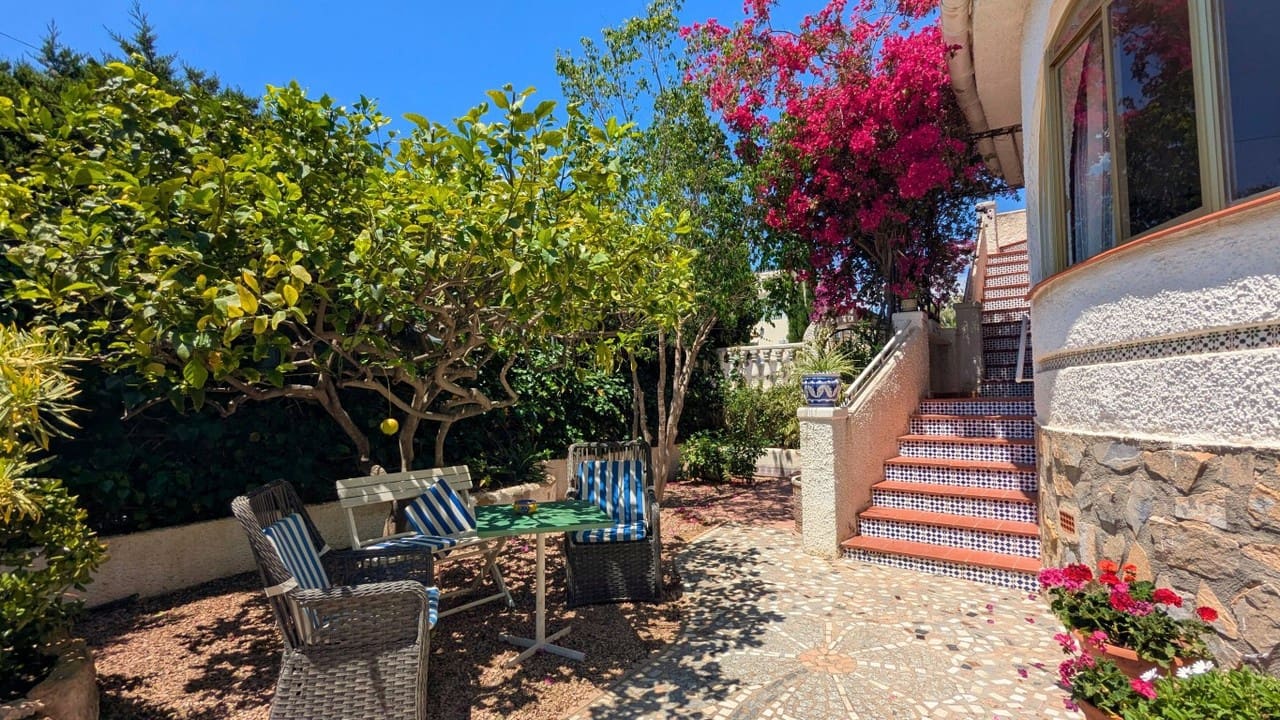 4 quarto Moradia para venda em Ciudad Quesada - 385 000 € (Ref: 9878129)