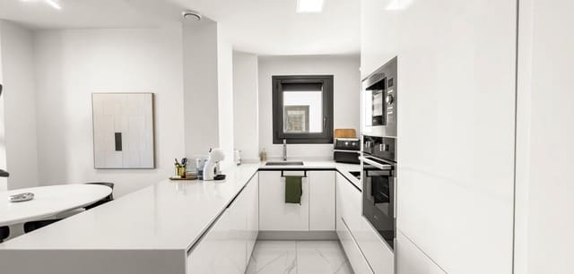 Apartamento de 2 habitaciones en Dehesa de Campoamor, Orihuela en venta con piscina garaje - 259.000 € (Ref: 9878130)