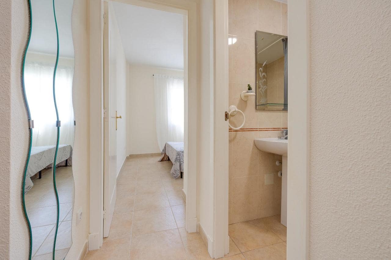 2 soveværelse Bungalow til salg i Torrevieja med swimmingpool - € 179.900 (Ref: 9878135)