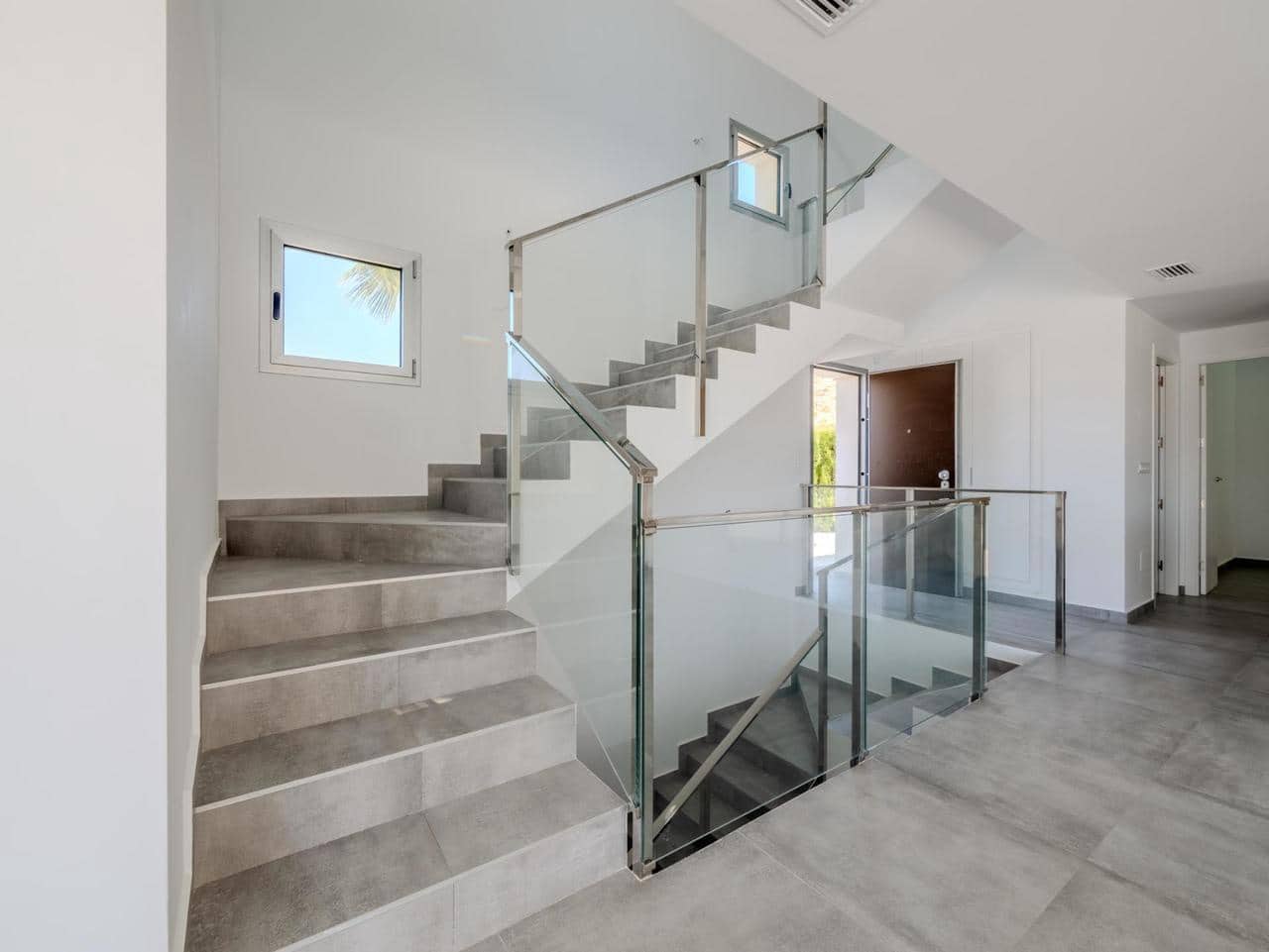 4 bedroom Villa for sale in Algorfa with pool - € 669,000 (Ref: 9878143)