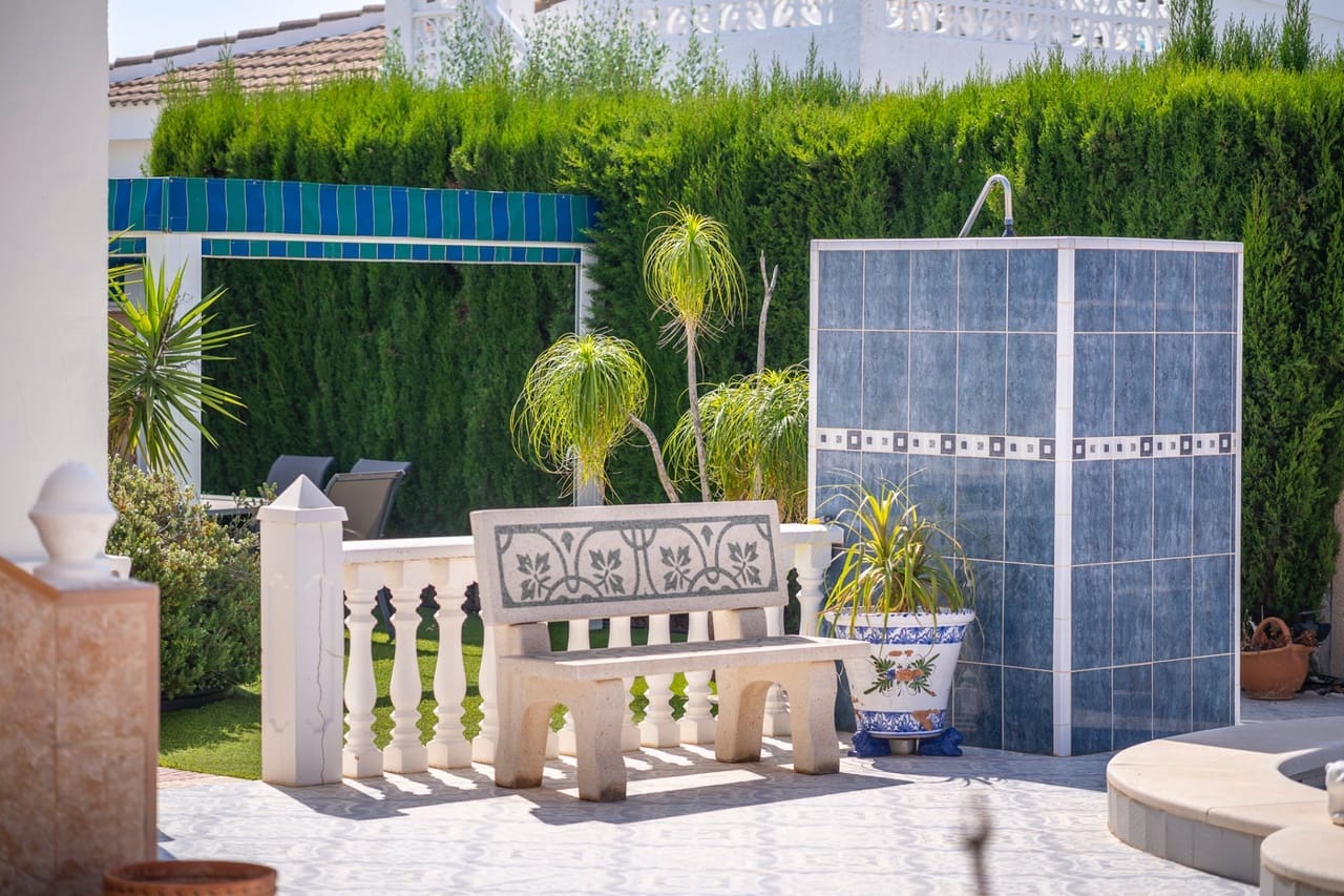 3 soveværelse Villa til salg i Ciudad Quesada med swimmingpool - € 399.000 (Ref: 9878147)