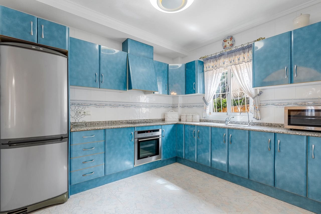 7 sypialnia Willa na sprzedaż w Ciudad Quesada z basenem garażem - 690 000 € (Ref: 9880669)