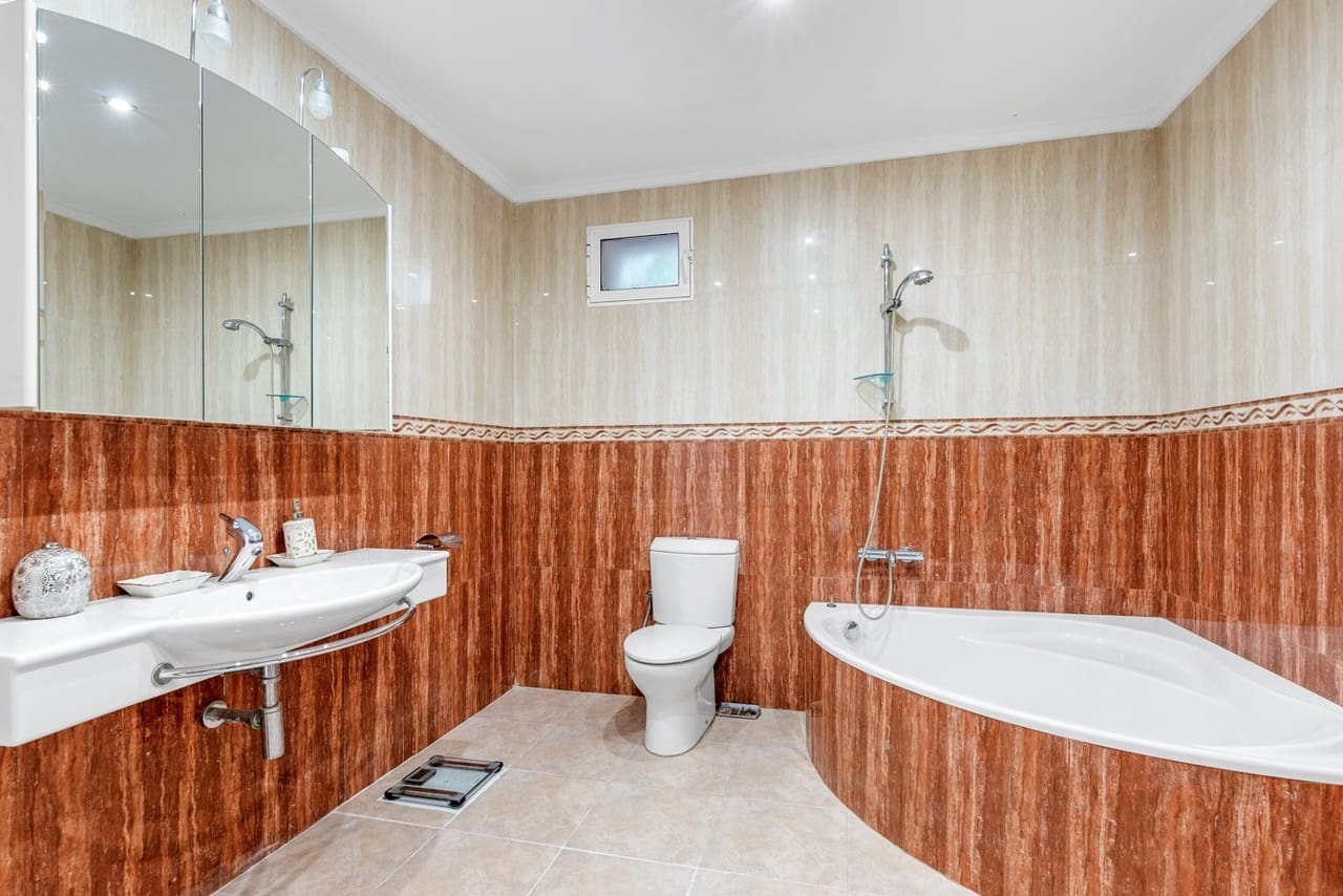 7 sypialnia Willa na sprzedaż w Ciudad Quesada z basenem garażem - 690 000 € (Ref: 9880669)