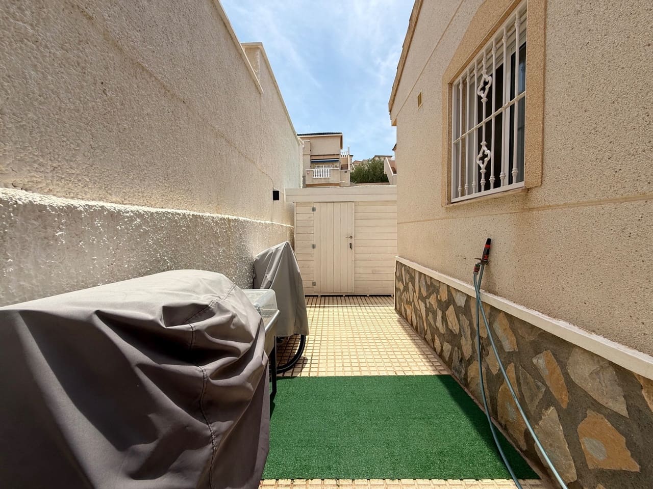 2 soverom Villa til salgs i Ciudad Quesada med svømmebasseng - € 174 000 (Ref: 9884205)