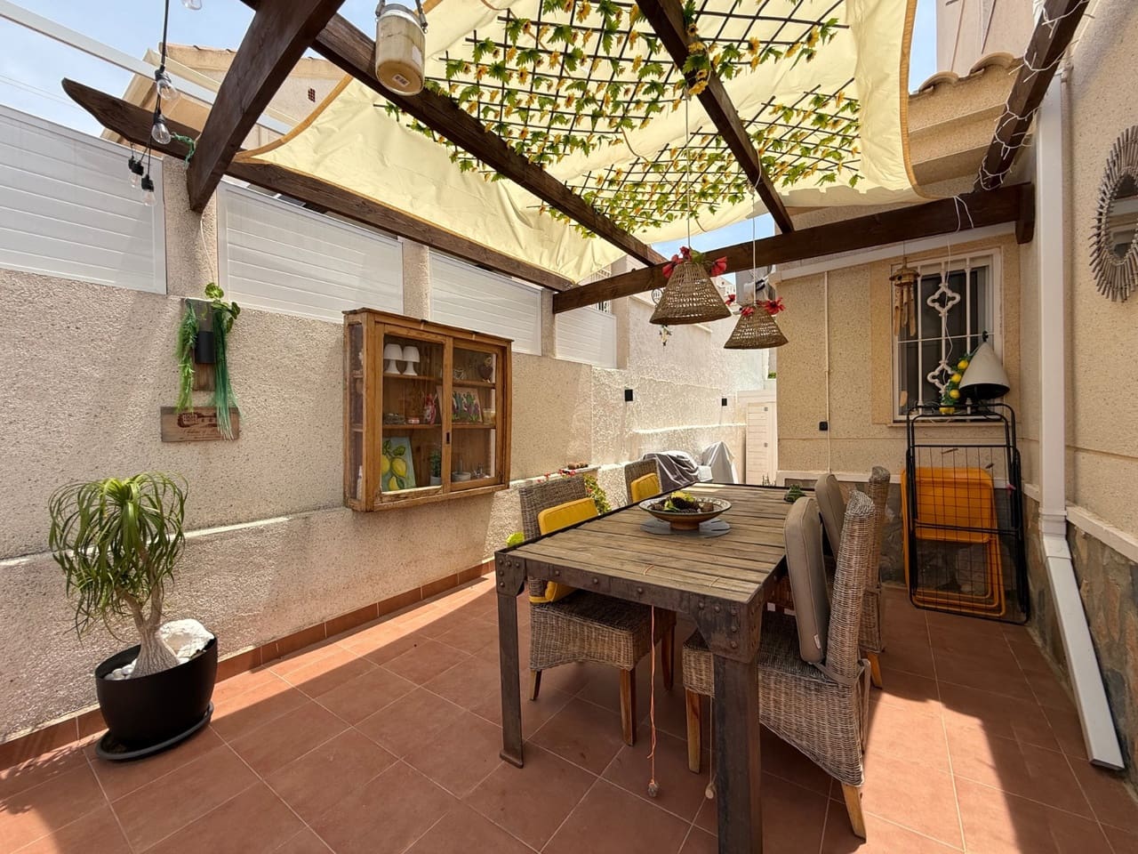 2 soverom Villa til salgs i Ciudad Quesada med svømmebasseng - € 174 000 (Ref: 9884205)