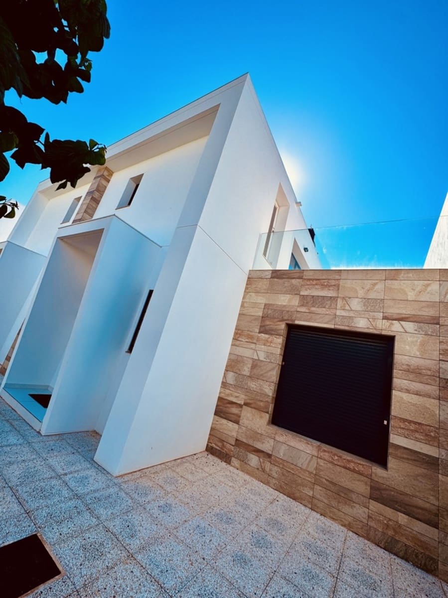 3 makuuhuone Huoneisto myytävänä paikassa Orihuela Costa mukana uima-altaan - 425 000 € (Ref: 9884209)