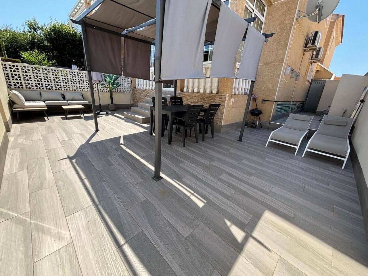 2 slaapkamer Appartement te koop in Torrevieja met zwembad - € 169.900 (Ref: 9884214)