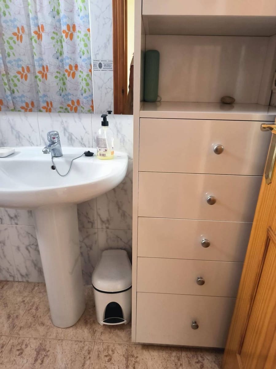 2 makuuhuone Bungalow myytävänä paikassa Orihuela Costa - 176 900 € (Ref: 9884216)