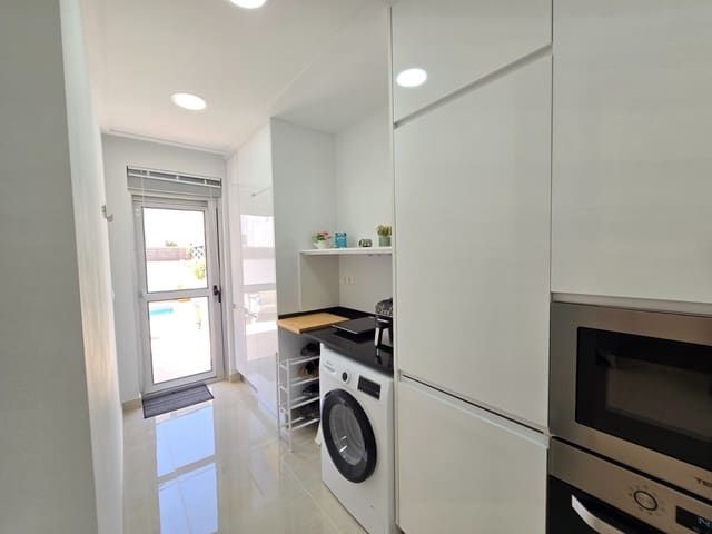 3 soverom Villa til salgs i Ciudad Quesada, Rojales med svømmebasseng garasje - € 395 000 (Ref: 9887946)