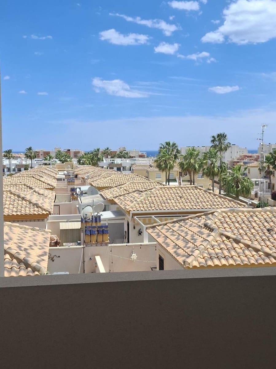 3 bedroom Apartment for sale in Orihuela Costa with pool - € 390,000 (Ref: 9888698)