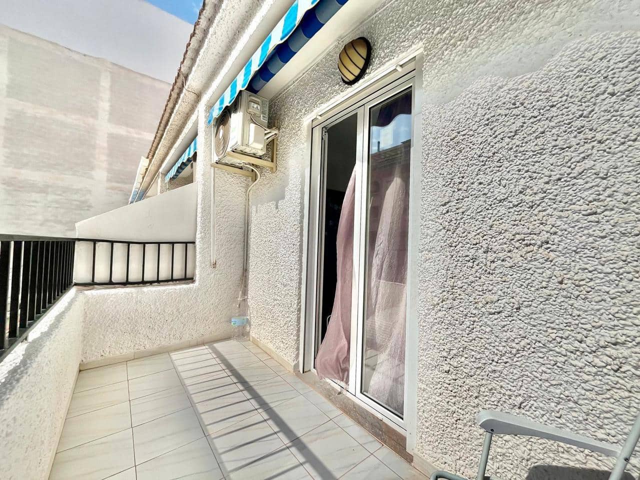 2 slaapkamer Appartement te koop in Torrevieja - € 143.000 (Ref: 9888699)