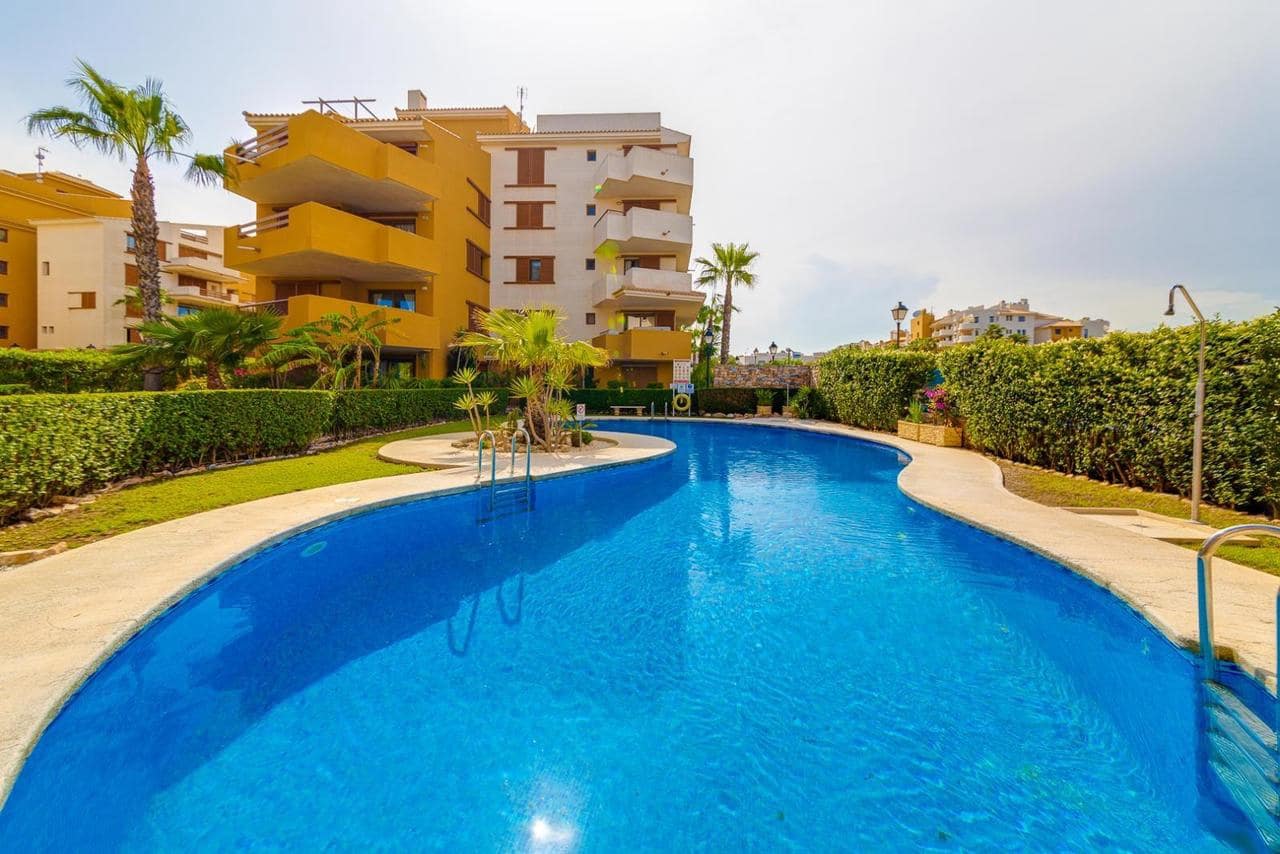 2 soveværelse Lejlighed til salg i Torrevieja med swimmingpool - € 239.969 (Ref: 9893847)