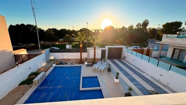 4 soverom Villa til salgs i Rojales med svømmebasseng - € 975 000 (Ref: 9893848)