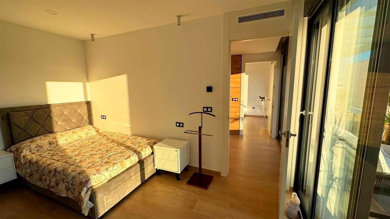 4 soverom Villa til salgs i Rojales med svømmebasseng - € 975 000 (Ref: 9893848)