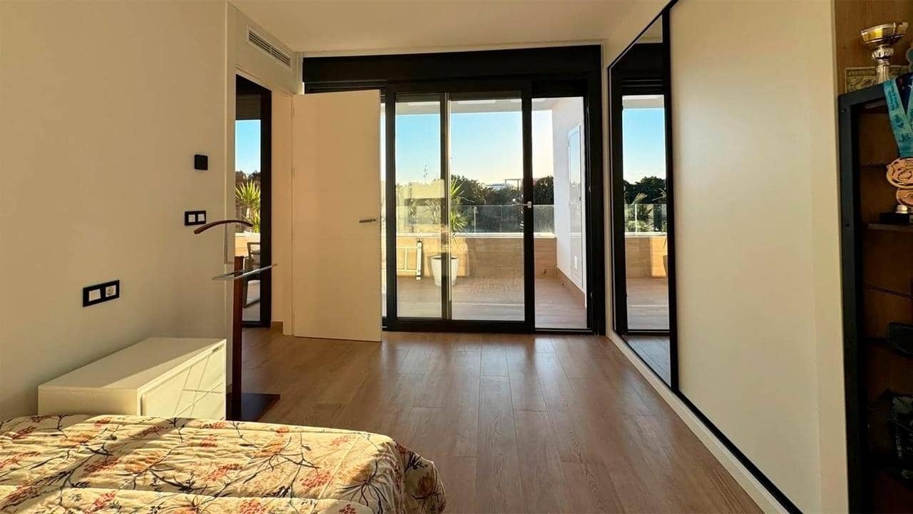 4 soverom Villa til salgs i Rojales med svømmebasseng - € 975 000 (Ref: 9893848)