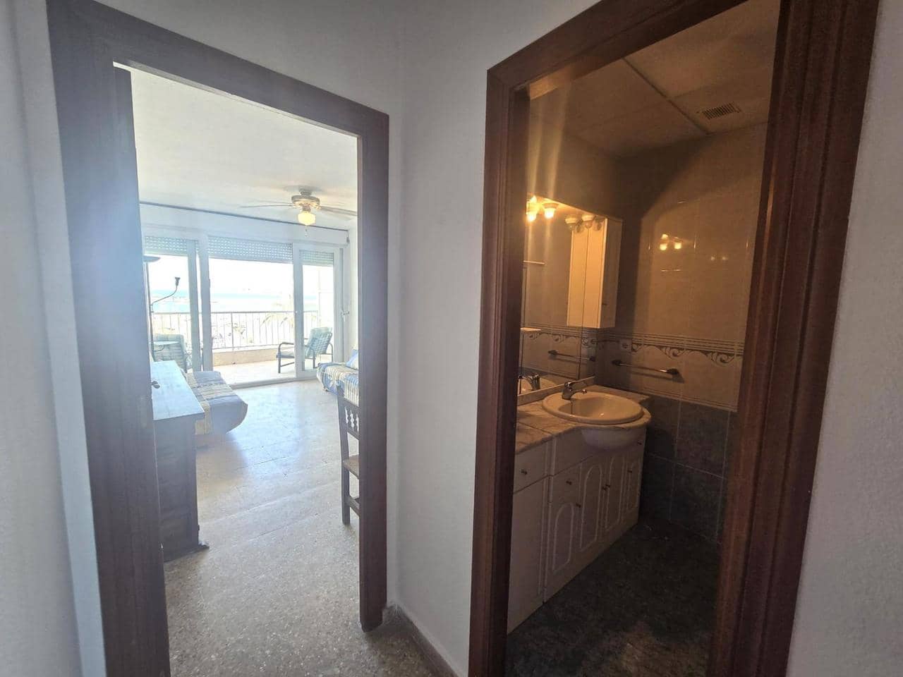 3 Zimmer Apartment zu verkaufen in Torrevieja mit Pool - 220.000 € (Ref: 9893849)