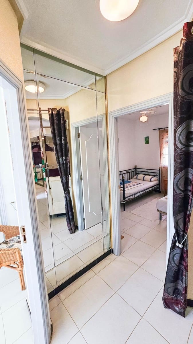 2 quarto Bungalow para venda em Orihuela Costa com piscina - 176 000 € (Ref: 9893850)