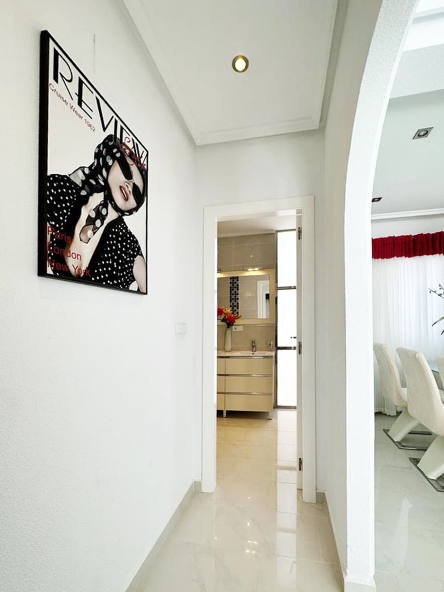 4 quarto Moradia para venda em San Miguel de Salinas - 335 000 € (Ref: 9893851)