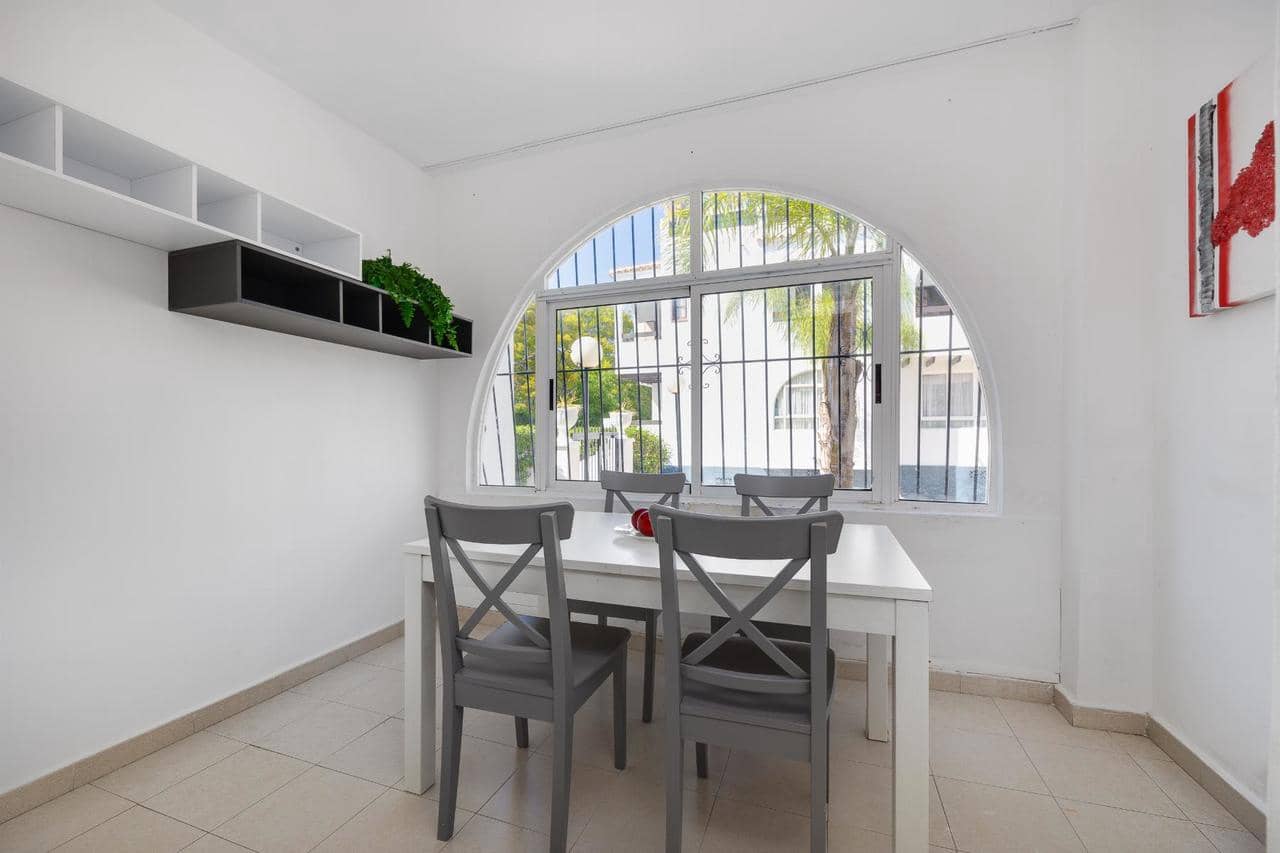 2 slaapkamer Bungalow te koop in Torrevieja - € 139.500 (Ref: 9893852)