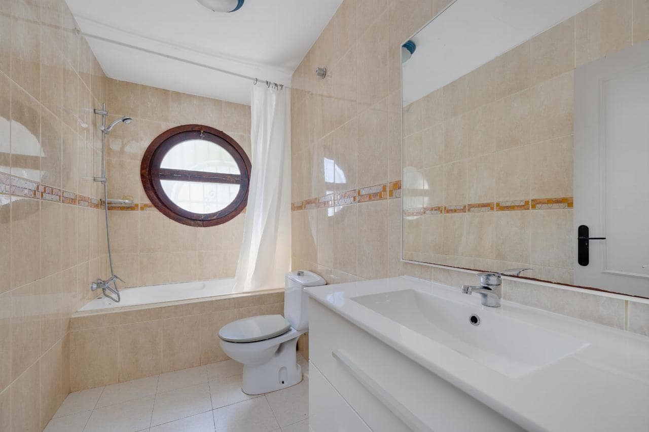 2 slaapkamer Bungalow te koop in Torrevieja - € 139.500 (Ref: 9893852)