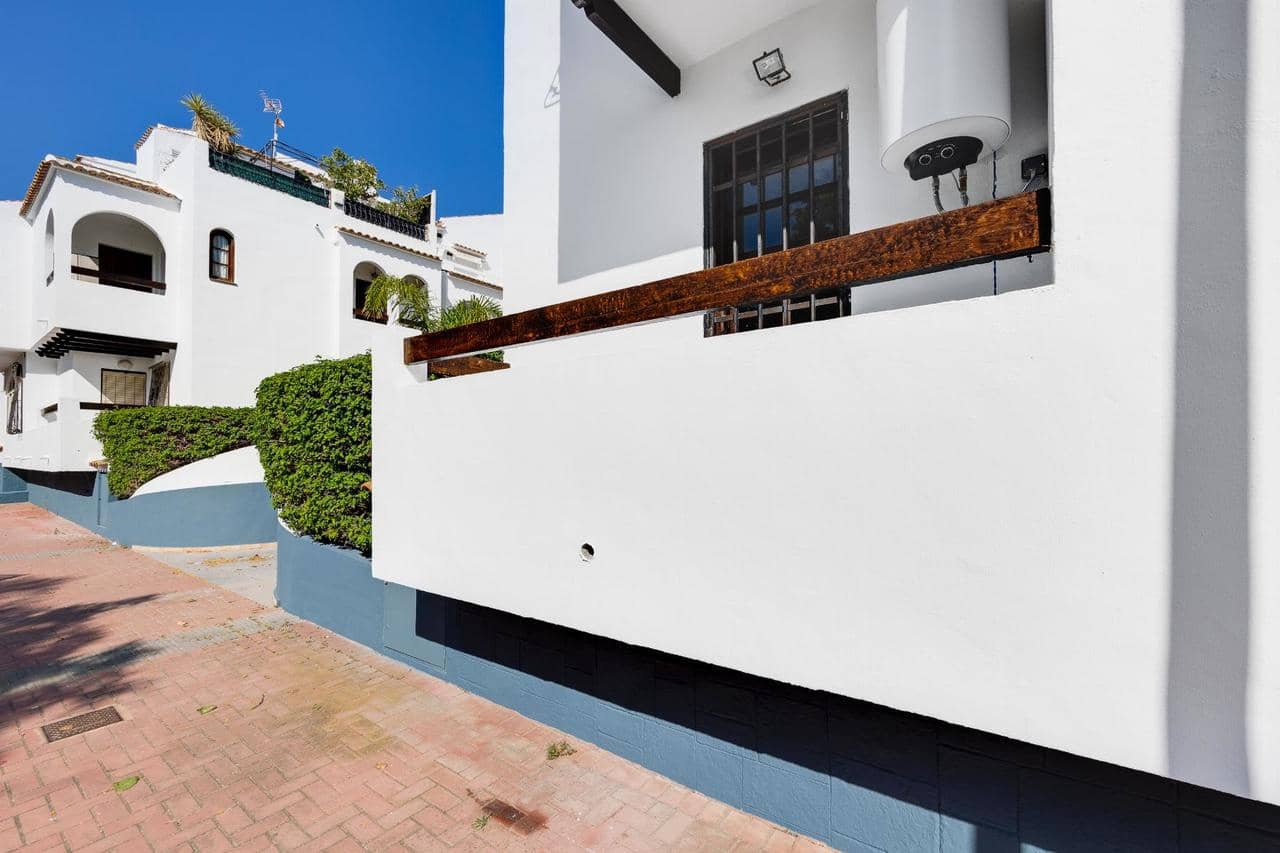 2 slaapkamer Bungalow te koop in Torrevieja - € 139.500 (Ref: 9893852)