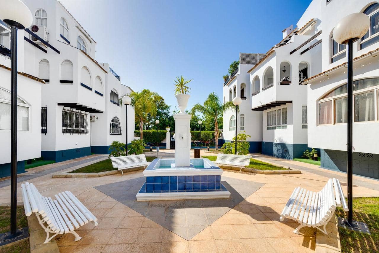 2 slaapkamer Bungalow te koop in Torrevieja - € 139.500 (Ref: 9893852)