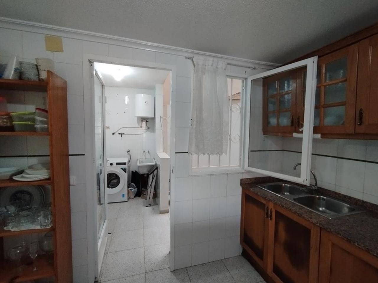 3 soveværelse Lejlighed til salg i Torrevieja med swimmingpool - € 240.000 (Ref: 9893857)