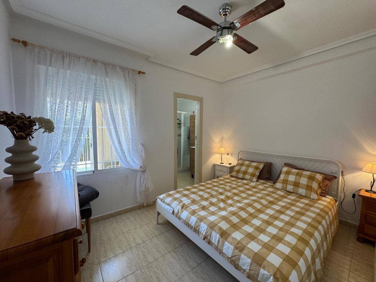 3 bedroom Bungalow for sale in Torrevieja with pool - € 169,900 (Ref: 9893858)